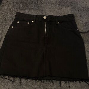 Zara Black Mini Skirt with Frayed Hem